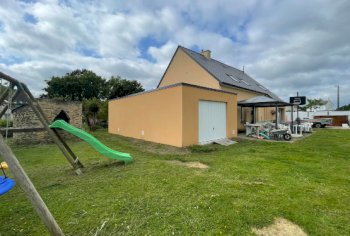 Garage en béton enduit toit terrasse